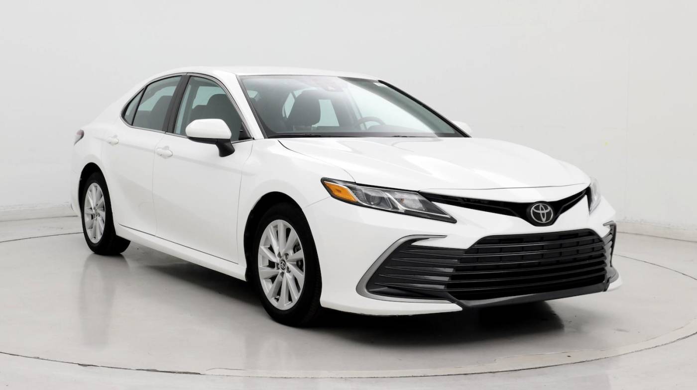 2022 Toyota Camry LE — Sedan — 37,052 mi — Norman, OK