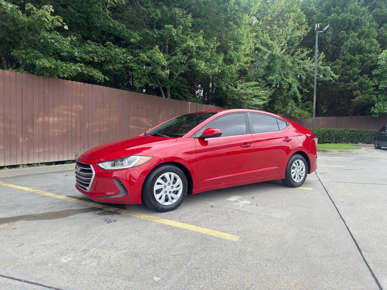 2017 Hyundai Elantra SE — Sedan — 143,697 mi — Liburn, GA
