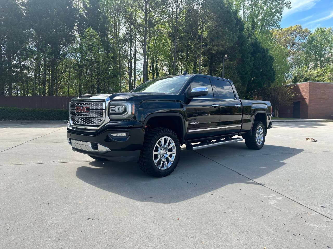 2017 GMC Sierra 1500 Denali — Pickup Truck — 136,546 mi — Liburn, GA
