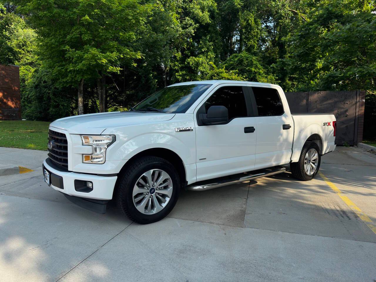 2017 Ford F-150 XL — Pickup Truck — 117,272 mi — Liburn, GA