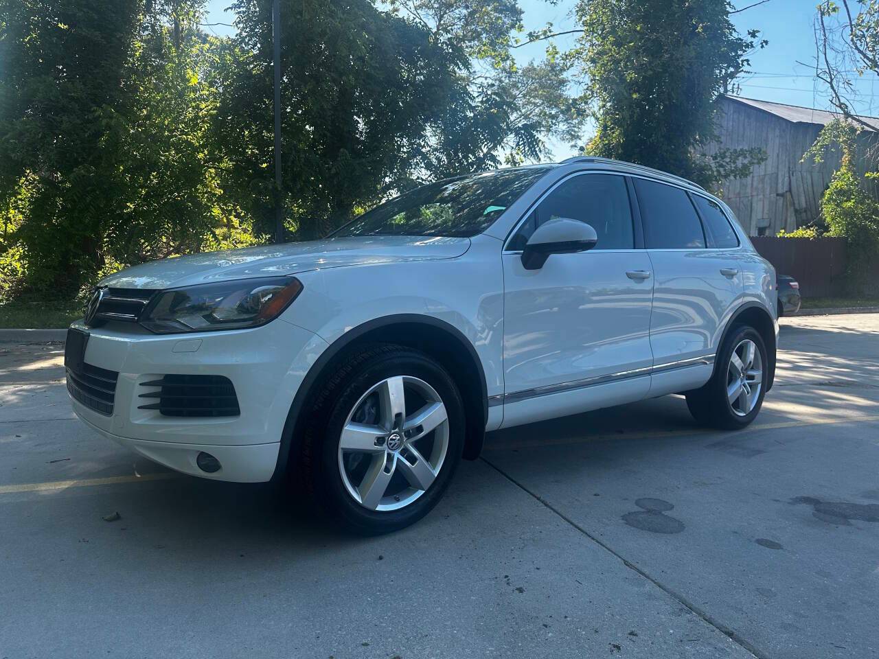 2012 Volkswagen Touareg TDI Lux — SUV — 114,549 mi — Liburn, GA