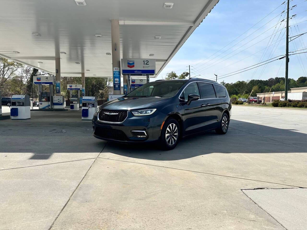 2021 Chrysler Pacifica Hybrid Touring L — Minivan — 112,510 mi — Liburn, GA