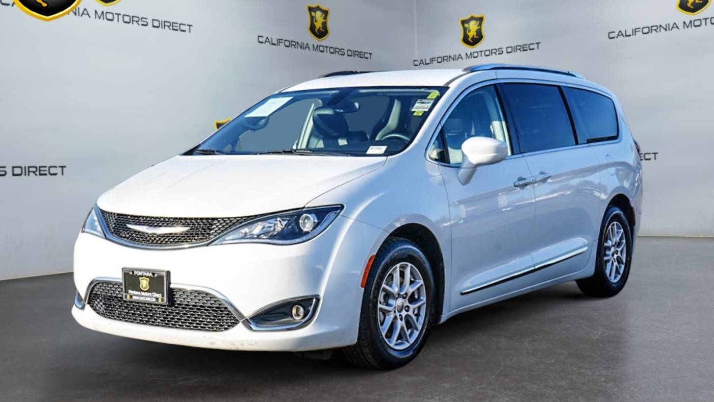 2020 Chrysler Pacifica Touring L — Minivan — 48,217 mi — Fontana, CA