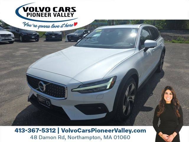 2022 Volvo V60 Cross Country T5 — Wagon — 26,734 mi — Northampton, MA