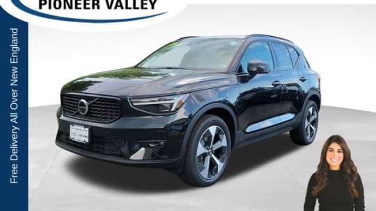 2025 Volvo XC40 Plus — SUV — 447 mi — Northampton, MA