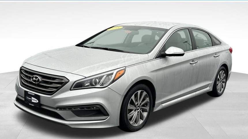 2015 Hyundai Sonata Sport — Sedan — 64,982 mi — Highland Park, IL