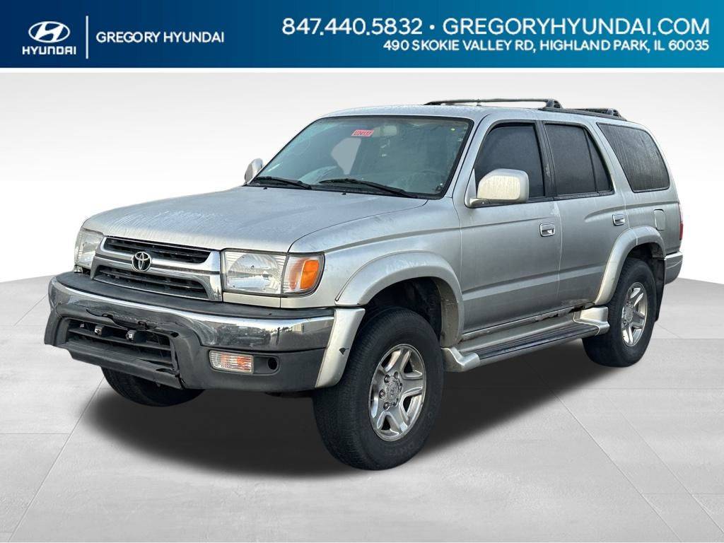 2001 Toyota 4Runner SR5 — SUV — 352,148 mi — Highland Park, IL
