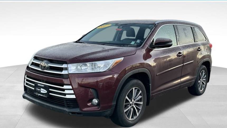 2017 Toyota Highlander XLE — SUV — 57,019 mi — Highland Park, IL
