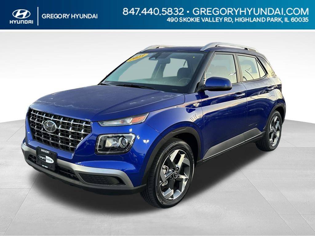 2023 Hyundai Venue SEL — SUV — 5,890 mi — Highland Park, IL