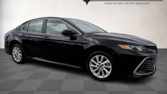 2024 Toyota Camry LE — Sedan — 20,564 mi — Hollywood, FL