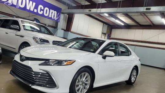 2023 Toyota Camry LE — Sedan — 5,578 mi — Fredericksburg, VA