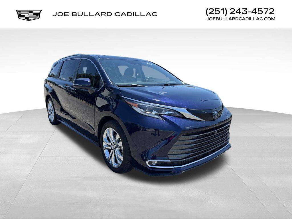 2022 Toyota Sienna Platinum — Minivan — 64,296 mi — Mobile, AL
