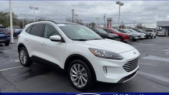 2022 Ford Escape Titanium — SUV — 41,920 mi — Louisville, KY