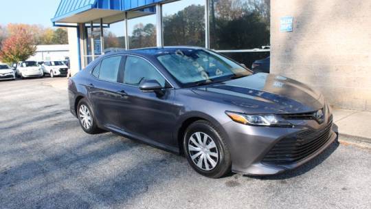 2020 Toyota Camry Hybrid LE — Sedan — 111,576 mi — Smyrna, GA