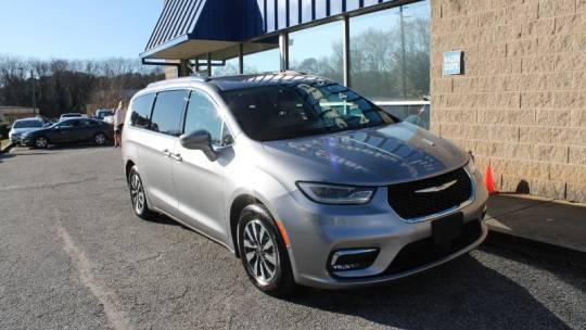 2021 Chrysler Pacifica Hybrid Touring L — Minivan — 77,050 mi — Smyrna, GA