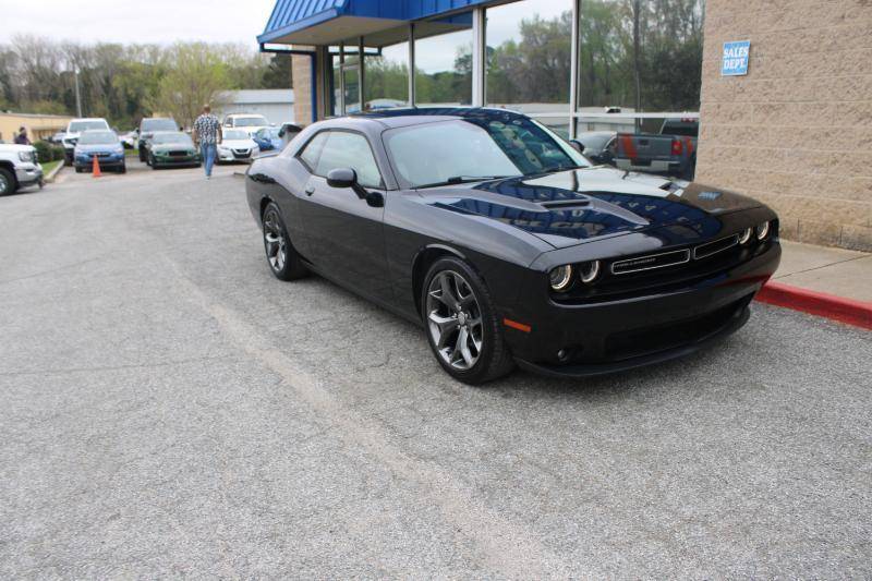 2015 Dodge Challenger SXT Plus