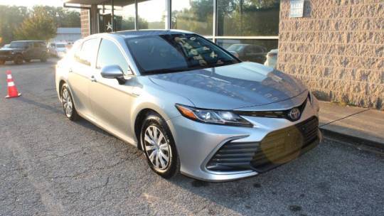 2021 Toyota Camry Hybrid LE — Sedan — 140,211 mi — Smyrna, GA