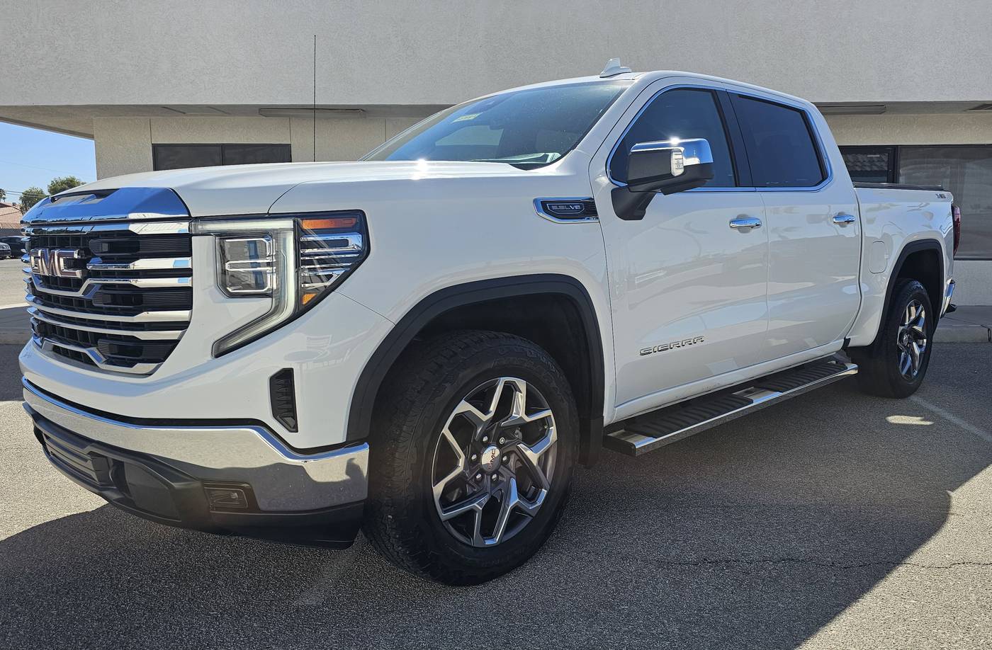 2023 GMC Sierra 1500 SLT — Pickup Truck — 35,468 mi — Yuma, AZ