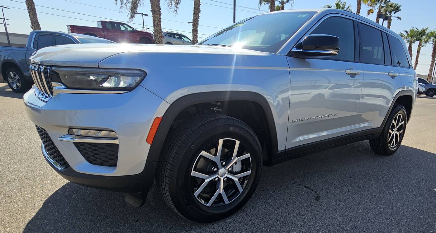 2025 Jeep Grand Cherokee Limited — SUV — 847 mi — Yuma, AZ