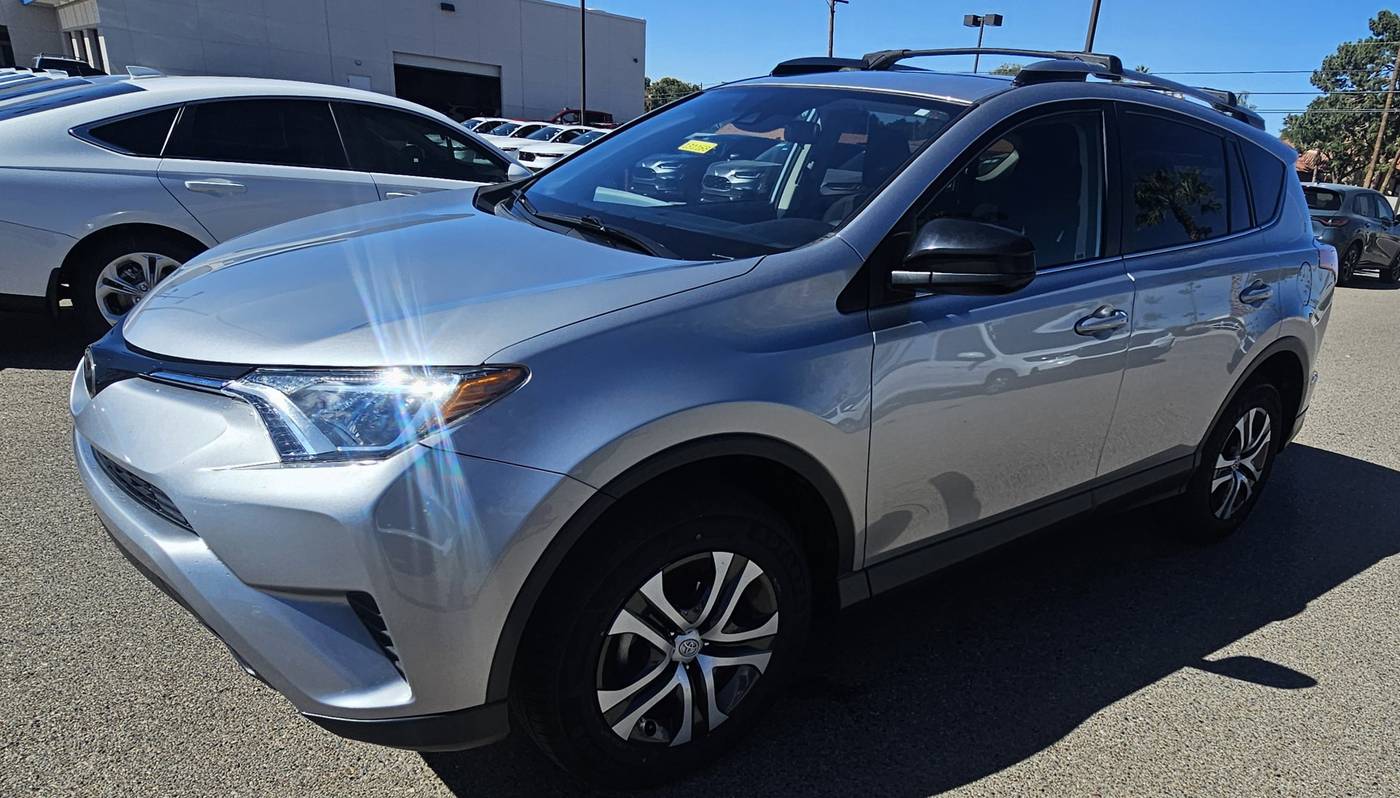 2018 Toyota RAV4 LE — SUV — 88,910 mi — Yuma, AZ