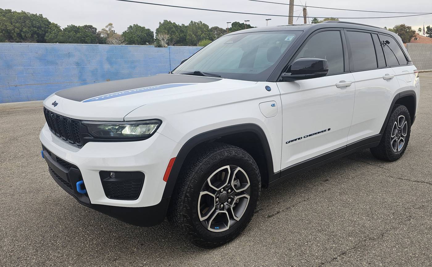 2023 Jeep Grand Cherokee Trailhawk 4xe — SUV — 25,085 mi — Yuma, AZ