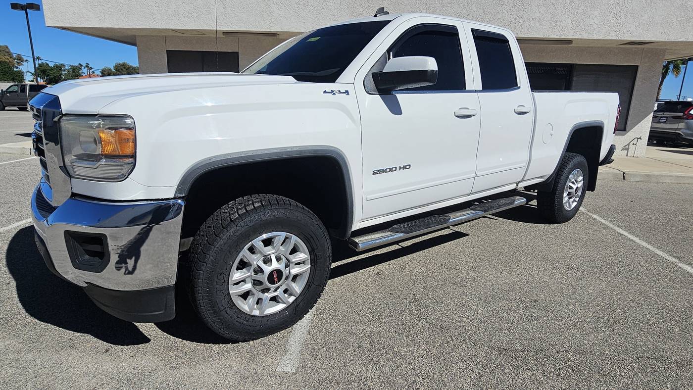 2015 GMC Sierra 2500HD SLE — Pickup Truck — 74,876 mi — Yuma, AZ