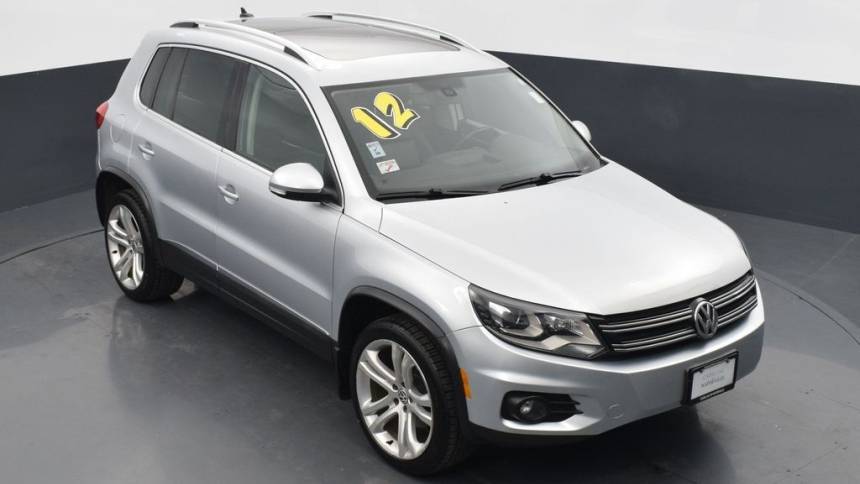 2012 Volkswagen Tiguan SEL — SUV — 124,731 mi — Naperville, IL
