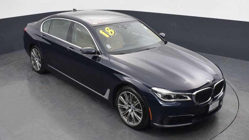 2018 BMW 7 Series 750i — Sedan — 43,311 mi — Naperville, IL