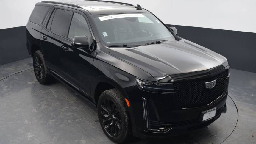 2023 Cadillac Escalade Sport — SUV — 13,823 mi — Naperville, IL