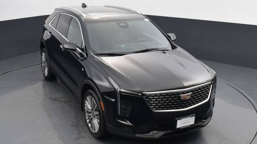 2024 Cadillac XT4 Premium Luxury — SUV — 5,415 mi — Naperville, IL