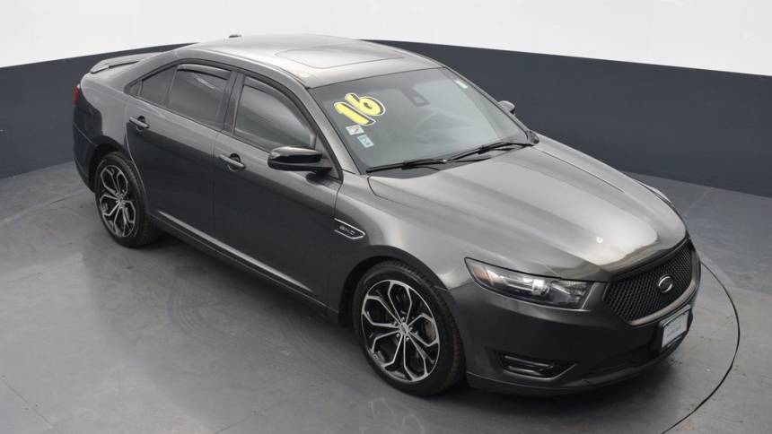 2016 Ford Taurus SHO — Sedan — 76,161 mi — Naperville, IL