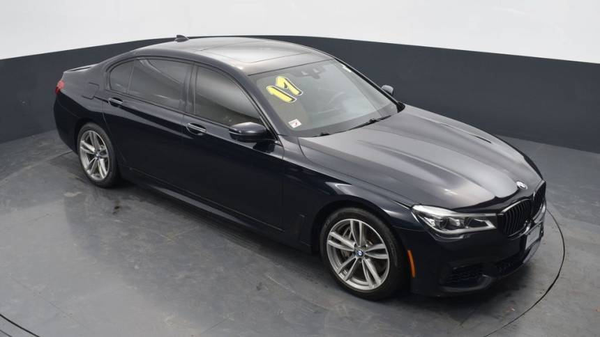 2017 BMW 7 Series 750i — Sedan — 97,368 mi — Naperville, IL