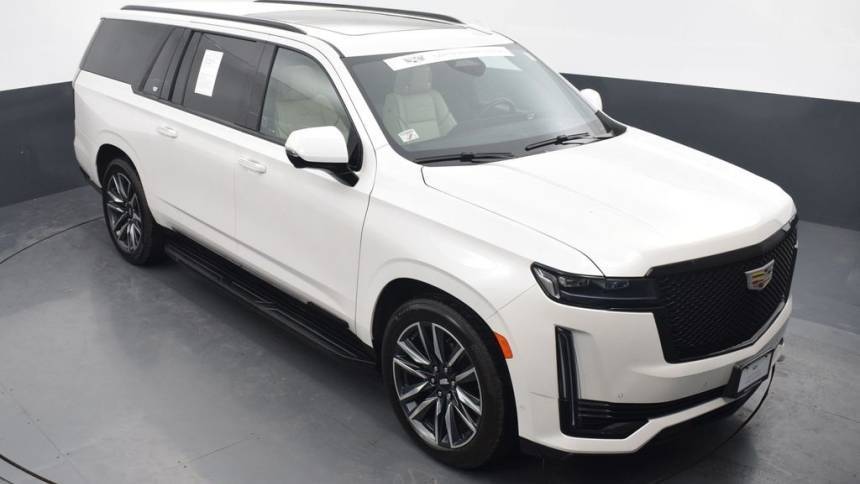 2022 Cadillac Escalade Sport — SUV — 16,465 mi — Naperville, IL