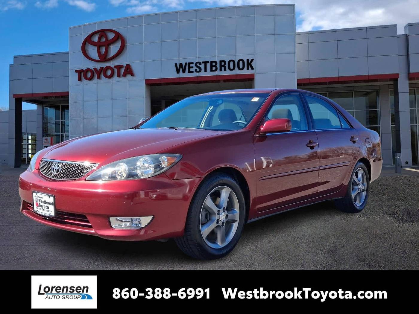 2005 Toyota Camry SE V6 — Sedan — 118,311 mi — Westbrook, CT