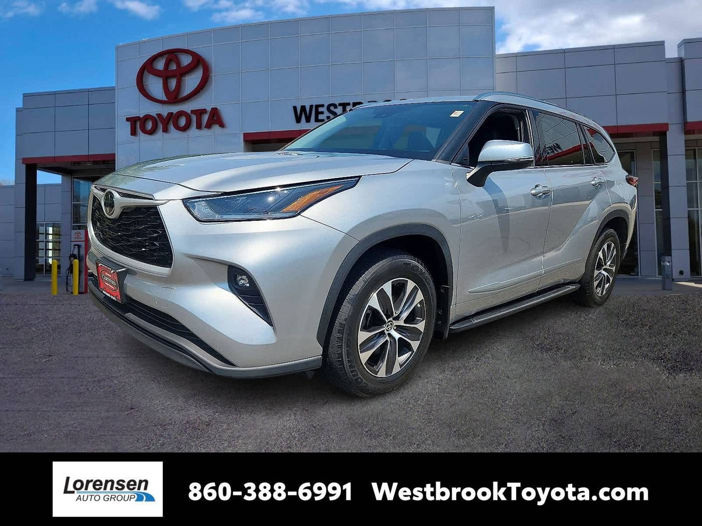 2021 Toyota Highlander XLE — SUV — 12,909 mi — Westbrook, CT