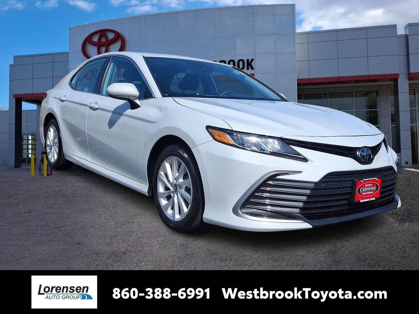 2024 Toyota Camry LE — Sedan — 27,997 mi — Westbrook, CT