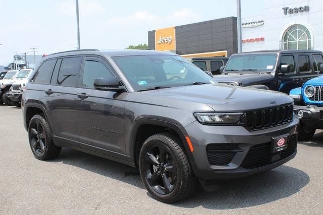 2023 Jeep Grand Cherokee Altitude — SUV — 47,231 mi — Johnston, RI