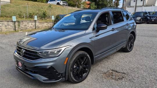 2022 Volkswagen Tiguan SE R-Line Black — SUV — 33,177 mi — Johnston, RI
