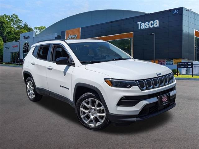2022 Jeep Compass Latitude Lux — SUV — 16,583 mi — Johnston, RI