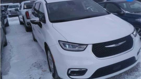 2023 Chrysler Pacifica Limited — Minivan — 64,829 mi — Wexford, PA