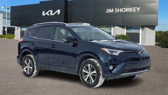 2017 Toyota RAV4 XLE — SUV — 121,866 mi — Wexford, PA