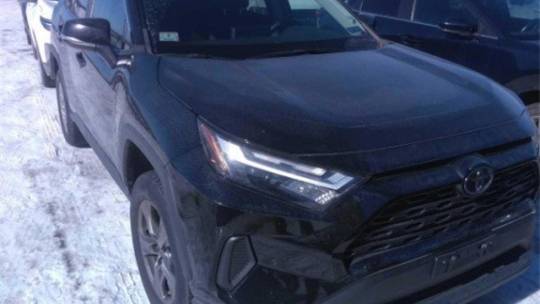 2022 Toyota RAV4 XLE — SUV — 50,573 mi — Wexford, PA