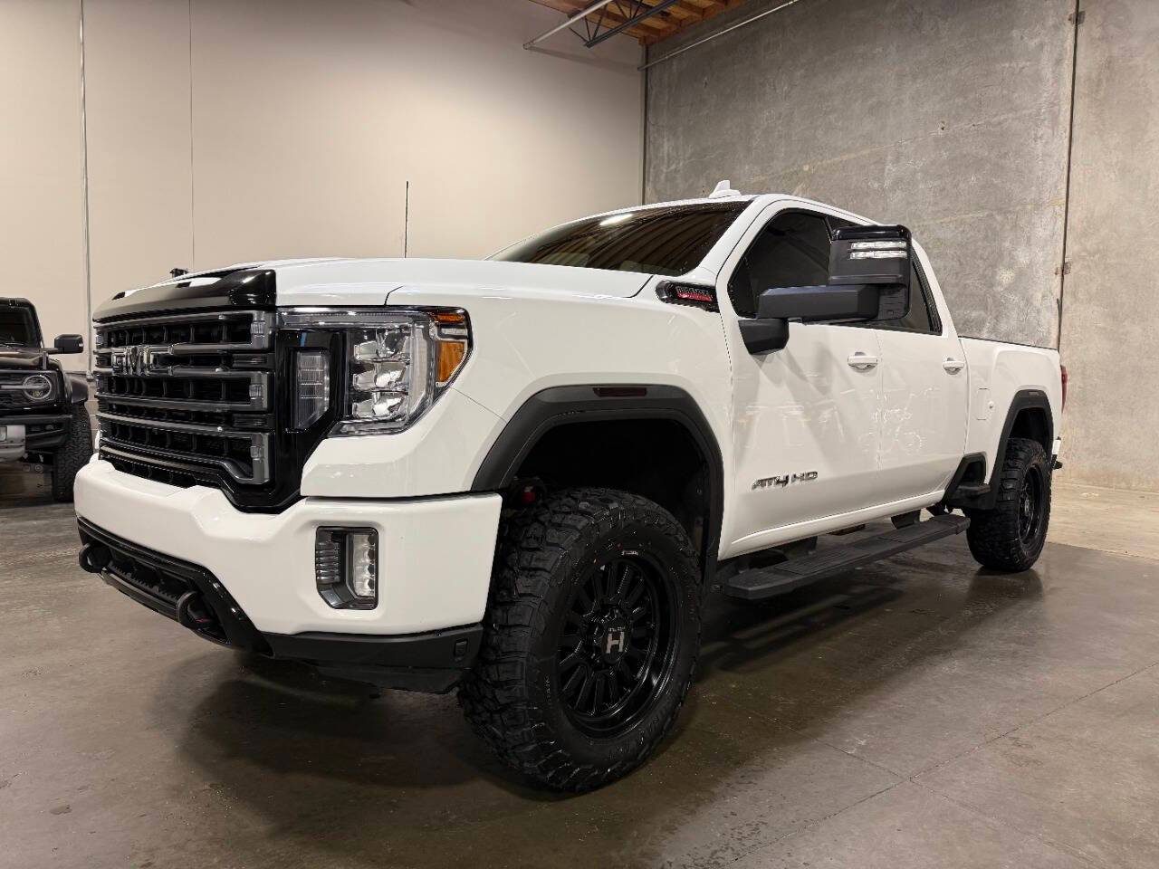 2022 GMC Sierra 2500HD AT4 — Pickup Truck — 65,460 mi — Portland, OR