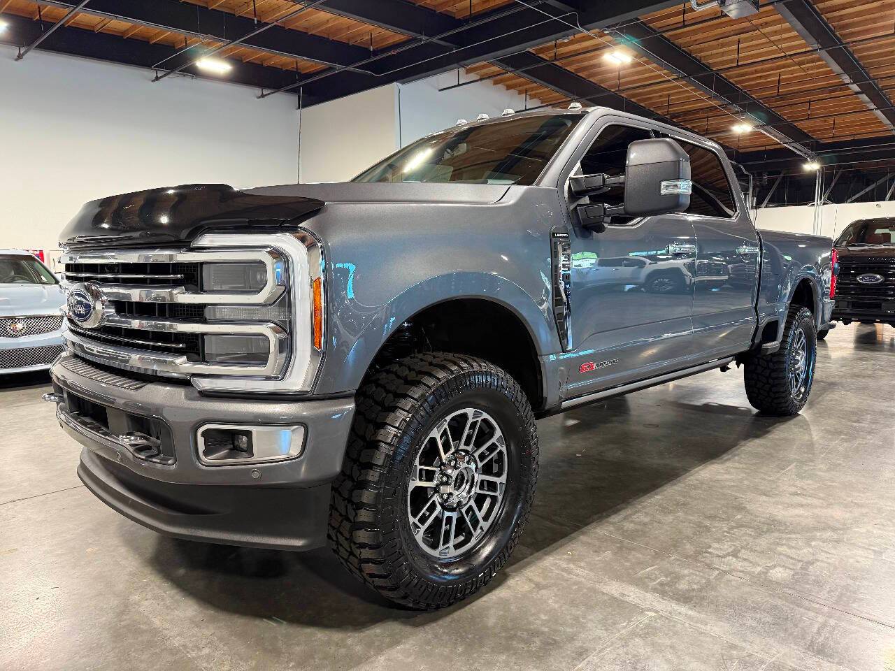 2023 Ford Super Duty F-350 Limited — Pickup Truck — 33,970 mi — Portland, OR