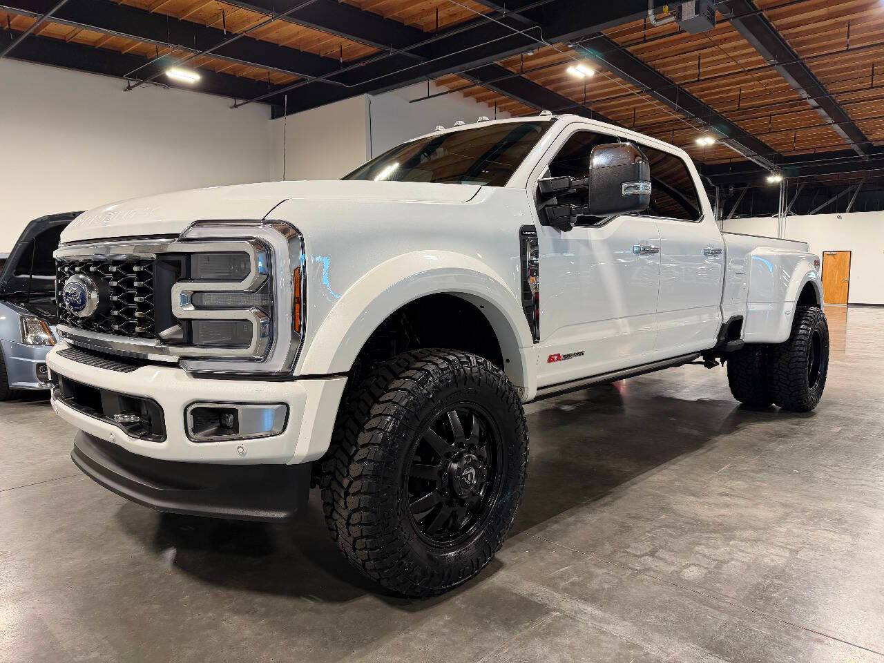 2024 Ford Super Duty F-450 Limited — Pickup Truck — 13,159 mi — Portland, OR