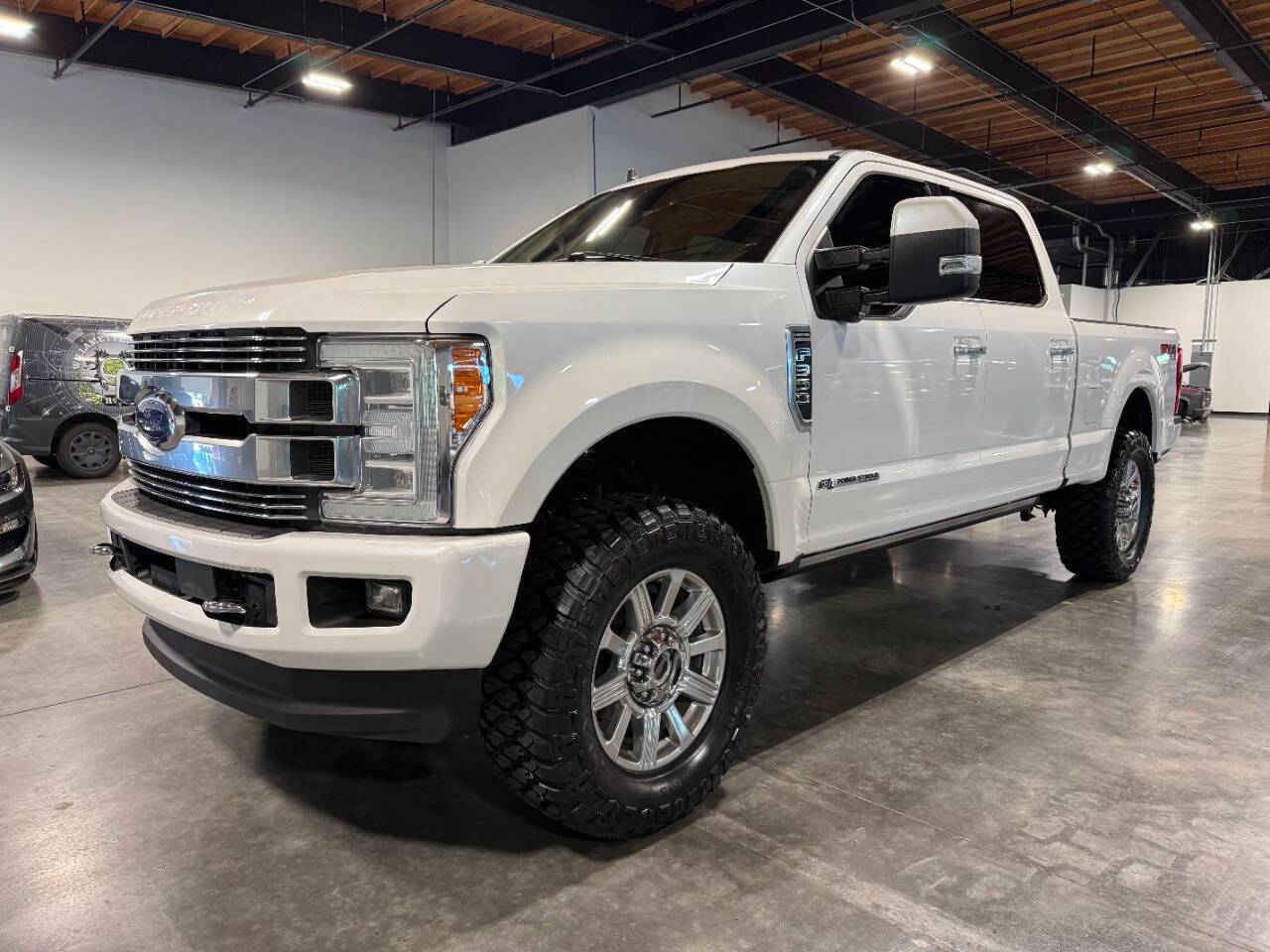 2019 Ford Super Duty F-350 Limited — Pickup Truck — 54,100 mi — Portland, OR
