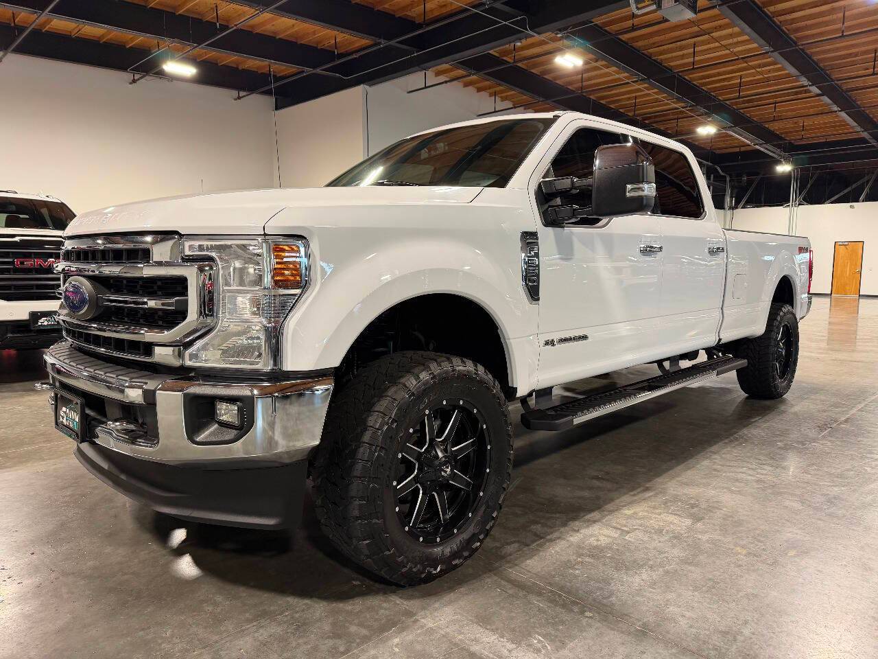 2021 Ford Super Duty F-350 LARIAT — Pickup Truck — 95,699 mi — Portland, OR