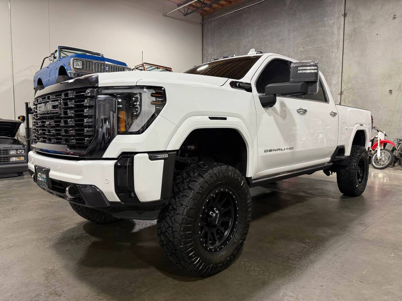 2024 GMC Sierra 2500HD Denali Ultimate — Pickup Truck — 16,503 mi — Portland, OR