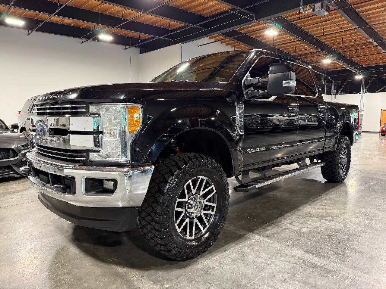 2017 Ford Super Duty F-350 Lariat — Pickup Truck — 109,177 mi — Portland, OR