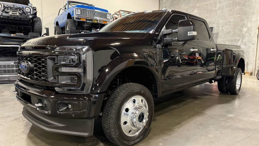 2024 Ford Super Duty F-450 Platinum — Pickup Truck — 4,814 mi — Portland, OR